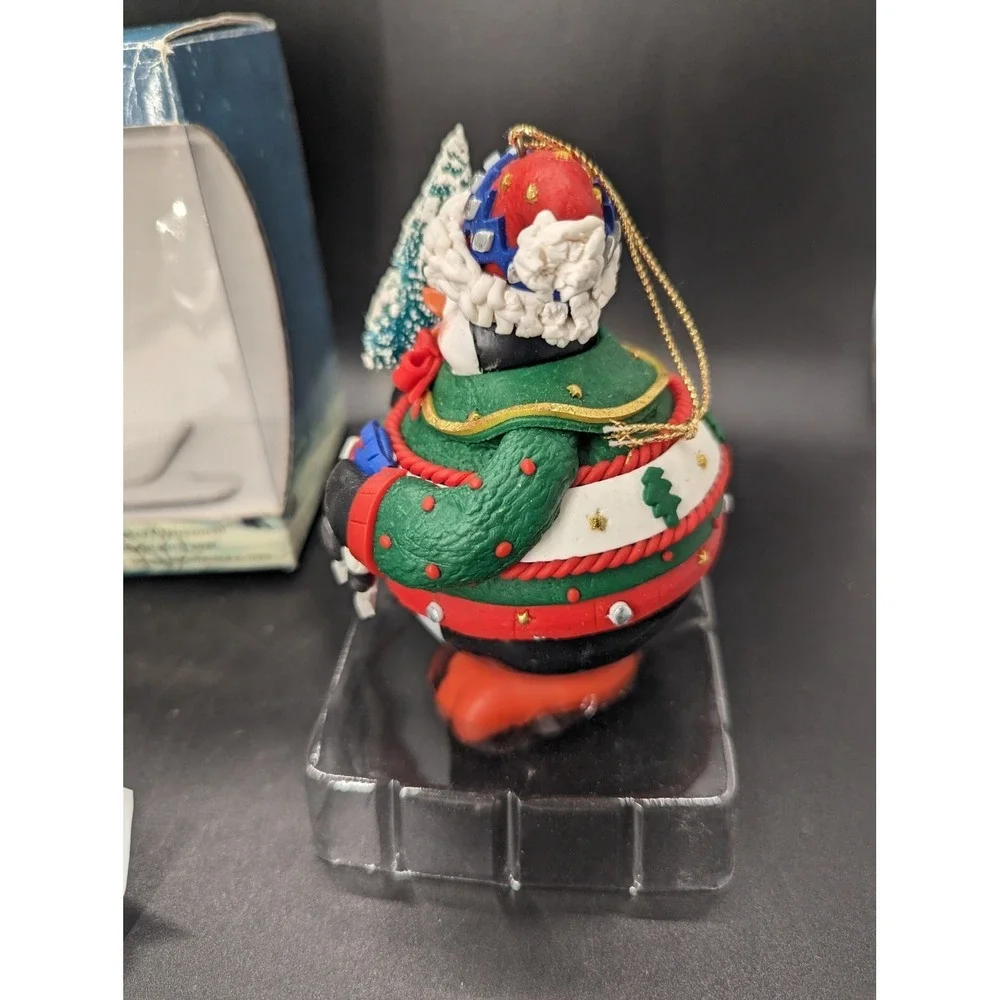 Christmas‎ Traditions Collectible Holiday Ornaments Round Penguin In Box